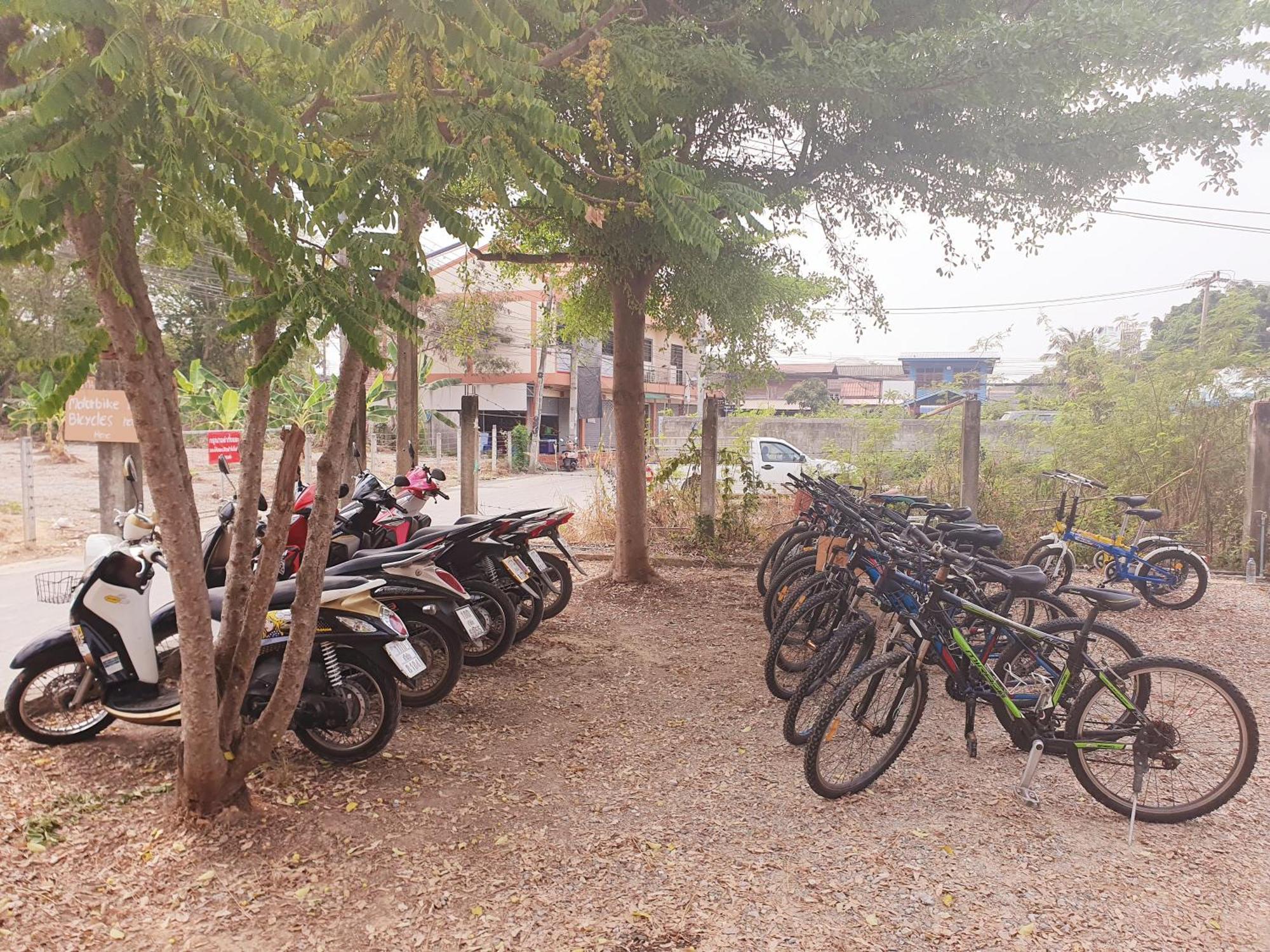 Perfect Resort And Motorbike & Bicycle For Rents Сукотай Екстериор снимка