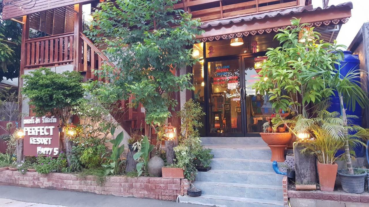 Perfect Resort And Motorbike & Bicycle For Rents Сукотай Екстериор снимка